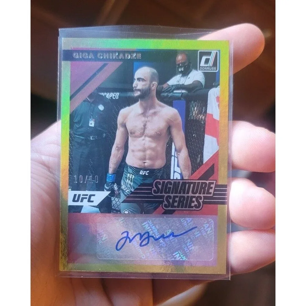 Giga Chikadze 2022 Gold Signature Series 10/10 UFC - 1516